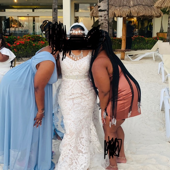 Meet your Posher, Aisha - Picture 4 of 4